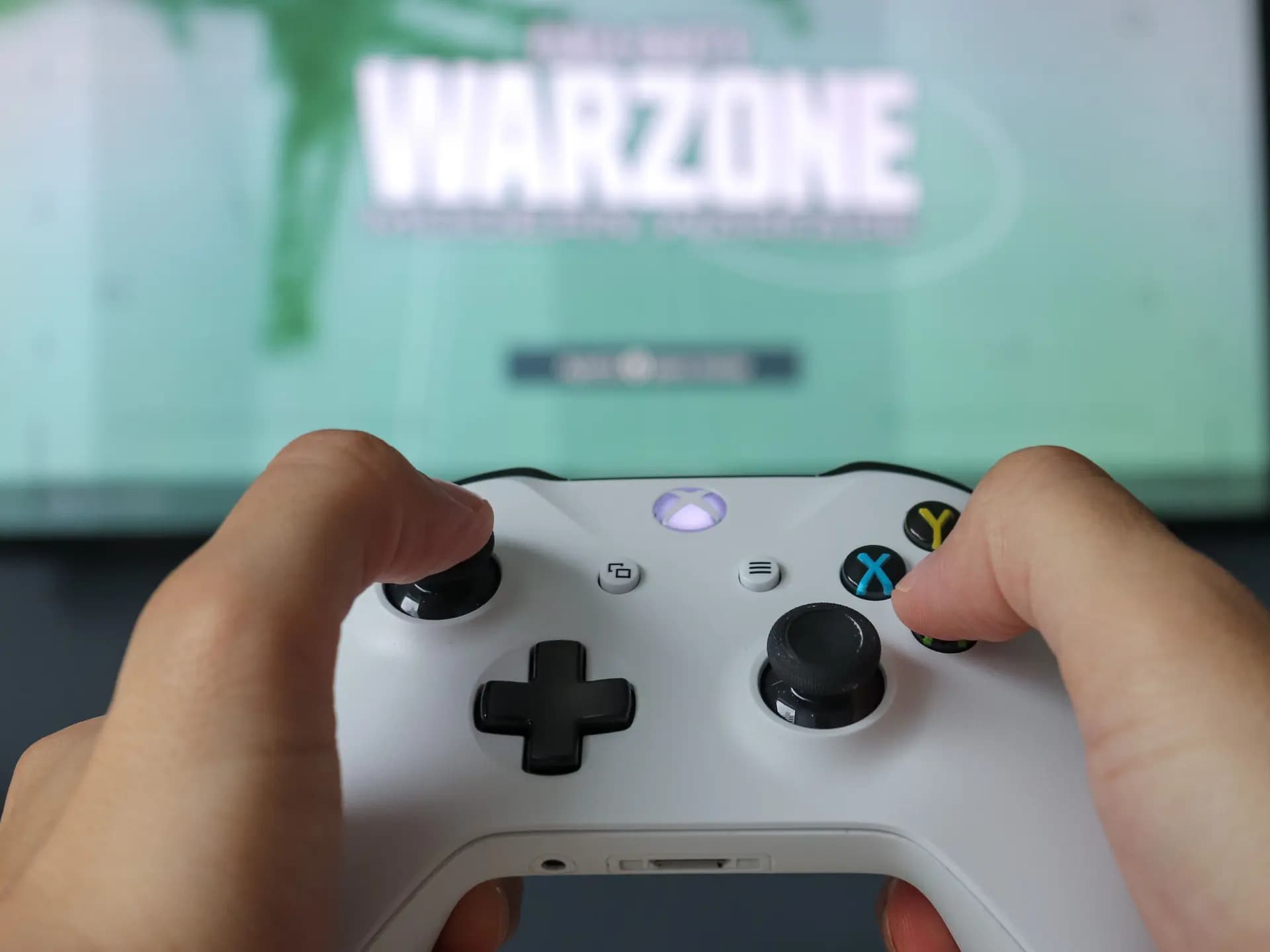 Tanie gry na Xbox One oraz Series do 10 zł – 15 tytułów wartych uwagi